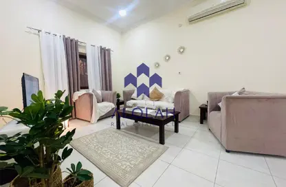 Apartment - 2 Bedrooms - 2 Bathrooms for rent in Fereej Bin Mahmoud North - Fereej Bin Mahmoud - Doha