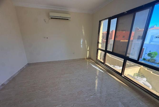 1008396 - Property Image 3