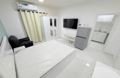 Apartment - Studio - 1 Bathroom for rent in Al Nasr Street - Al Nasr - Doha