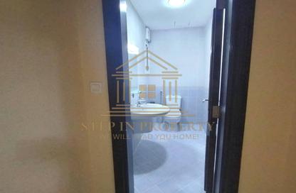 Apartment - 2 Bedrooms - 2 Bathrooms for rent in Anas Street - Fereej Bin Mahmoud North - Fereej Bin Mahmoud - Doha