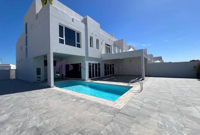 984842 - Property Main Image