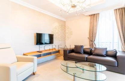 Apartment - 2 Bedrooms - 3 Bathrooms for rent in West Porto Drive - Porto Arabia - The Pearl Island - Doha