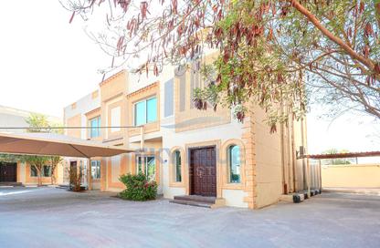 Villa - 4 Bedrooms - 4 Bathrooms for rent in Souk Al gharaffa - Al Gharrafa - Doha
