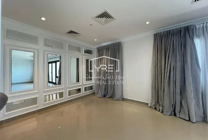 56929283 - Property Image 3