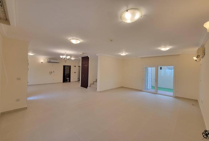 54686432 - Property Image 2