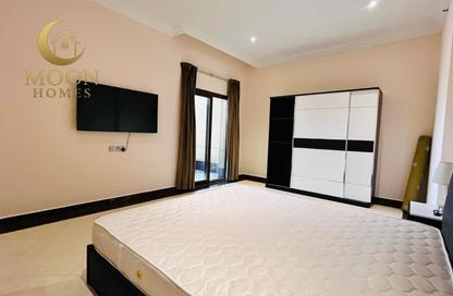 Apartment - 1 Bedroom - 2 Bathrooms for rent in Umm Ghwailina Comm - Umm Ghuwalina - Umm Ghuwailina - Doha Apartment - 1 Bedroom - 2 Bathrooms for rent in Umm Ghwailina Comm - Umm Ghuwalina - Umm Ghuwailina - Doha