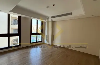 Apartment - 3 Bedrooms - 3 Bathrooms for rent in Fox Hills - Fox Hills - Lusail