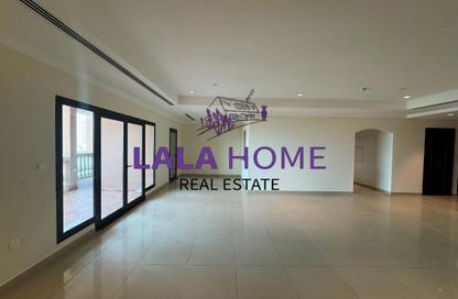 Apartment - 2 Bedrooms - 3 Bathrooms for rent in East Porto Drive - Porto Arabia - The Pearl Island - Doha