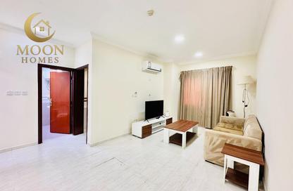 Apartment - 1 Bedroom - 1 Bathroom for rent in Umm Ghuwailina 4 - Umm Ghuwailina - Doha