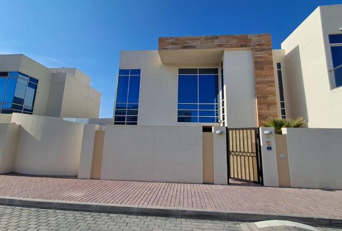 1010456 - Property Image 2