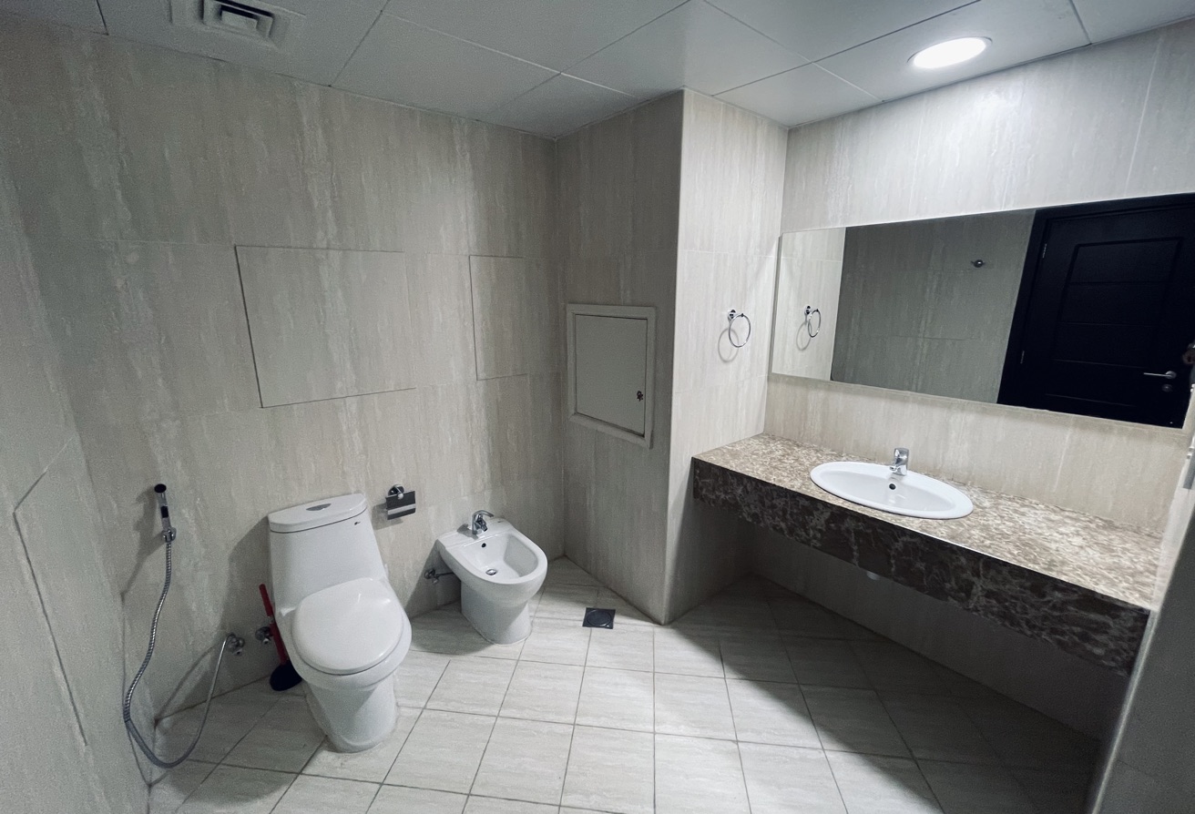 1BR Apartment | Porto Arabia | Furnished thumbnail 15