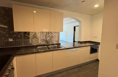 Apartment - 1 Bedroom - 2 Bathrooms for rent in East Porto Drive - Porto Arabia - The Pearl Island - Doha