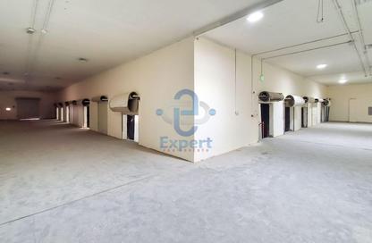 Warehouse - Studio - 1 Bathroom for rent in Industrial Area 2 - Industrial Area - Industrial Area - Doha