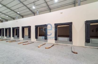 Warehouse - Studio - 1 Bathroom for rent in Industrial Area 2 - Industrial Area - Industrial Area - Doha