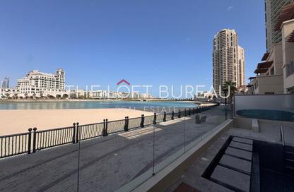 Villa - 5 Bedrooms - 7 Bathrooms for rent in Abraj Bay - Abraj Quartiers - The Pearl Island - Doha