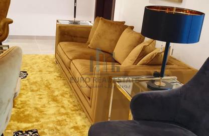 Apartment - 1 Bedroom - 2 Bathrooms for sale in Viva West - Viva Bahriyah - The Pearl Island - Doha