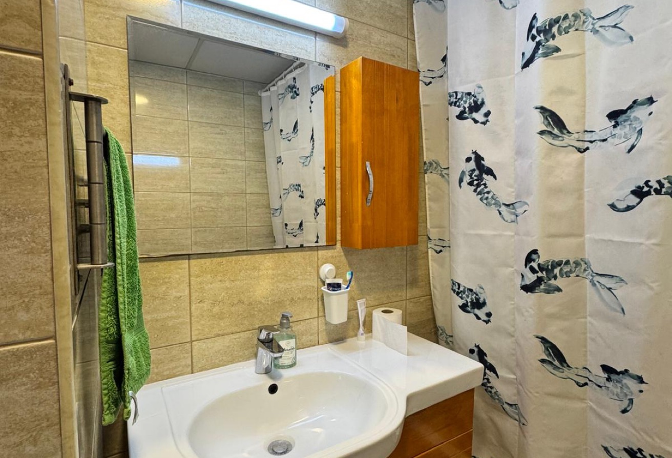 Studio Palermo Fox Hills Furnished Including Bills thumbnail 13
