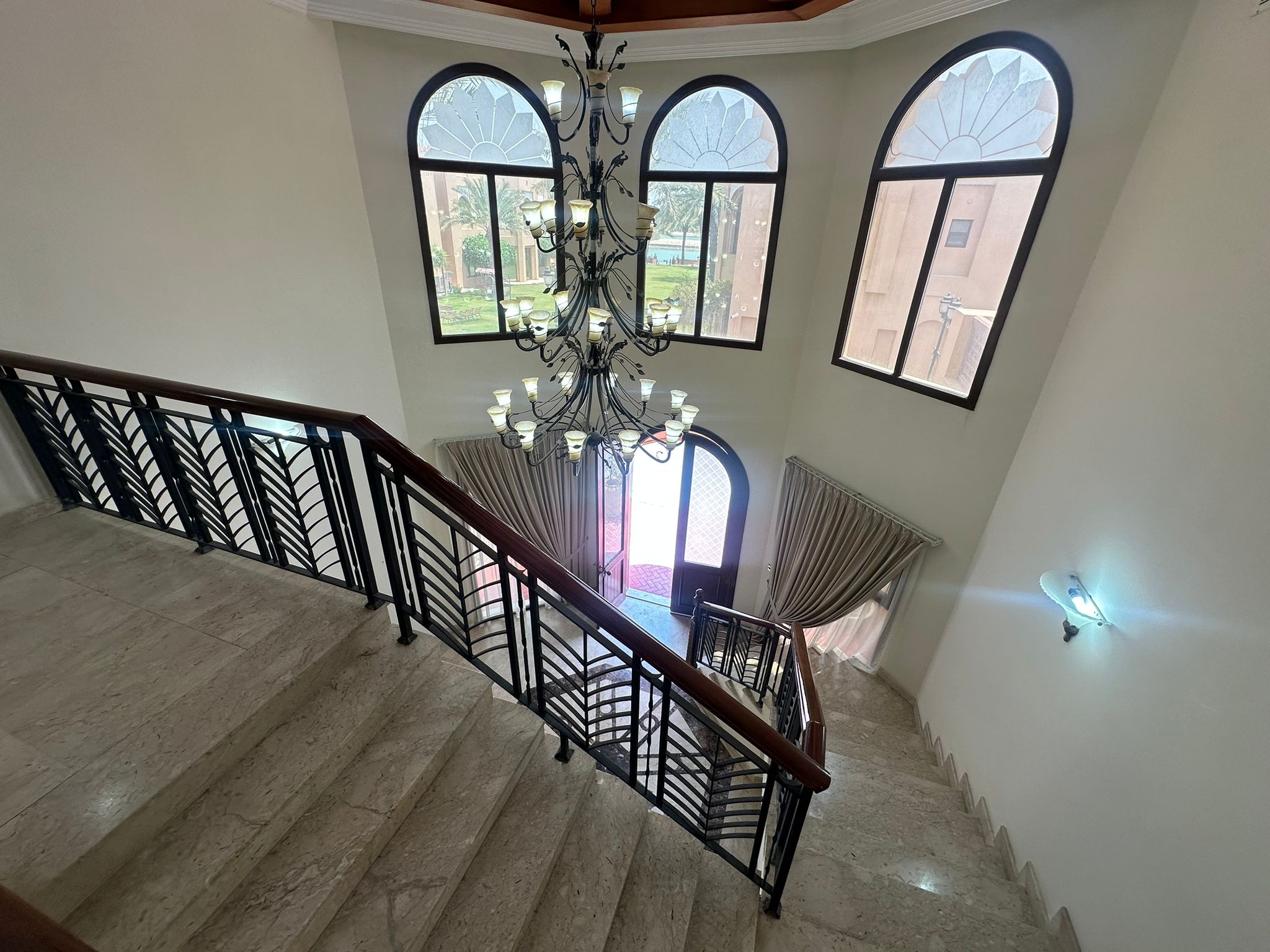 Luxurious 5BR Villa in West Bay Lagoon | thumbnail 26