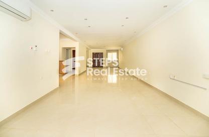 Villa - 4 Bedrooms - 3 Bathrooms for rent in Al Luqta - Al Luqta - Doha Villa - 4 Bedrooms - 3 Bathrooms for rent in Al Luqta - Al Luqta - Doha