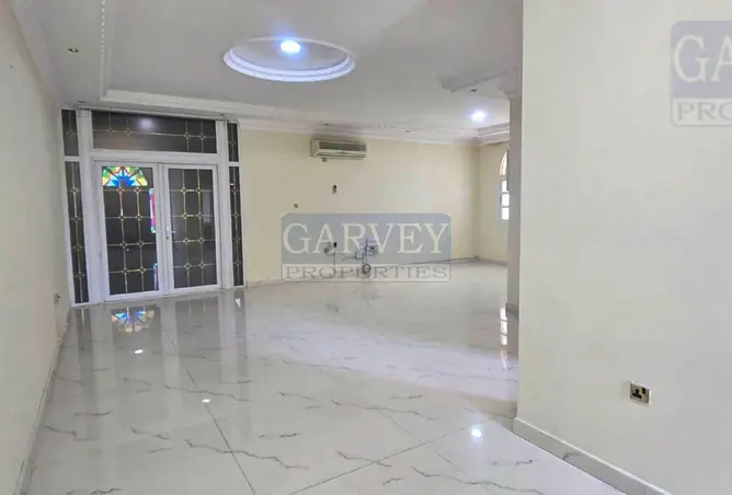 64034332 - Property Image 2