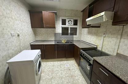 Apartment - 2 Bedrooms - 2 Bathrooms for rent in Al Sadd Road - Al Sadd - Doha