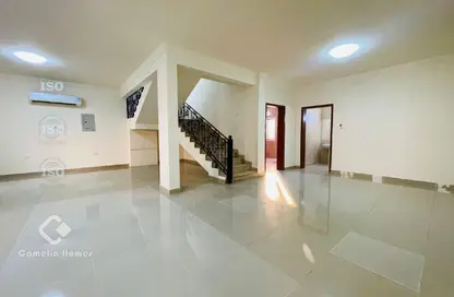 Villa - 4 Bedrooms - 4 Bathrooms for rent in Souk Al gharaffa - Al Gharrafa - Doha Villa - 4 Bedrooms - 4 Bathrooms for rent in Souk Al gharaffa - Al Gharrafa - Doha