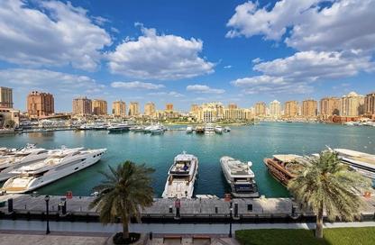 Townhouse - 1 Bedroom - 2 Bathrooms for rent in Porto Arabia Townhouses - Porto Arabia - The Pearl Island - Doha
