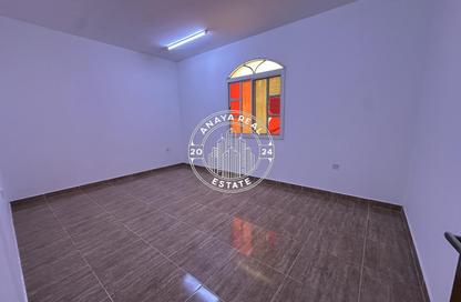 Apartment - 1 Bedroom - 1 Bathroom for rent in Ain Khaled Villas - Ain Khaled - Doha