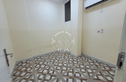 Villa - 2 - 2 for rent in Umm Al Seneem Street - Ain Khaled - Doha