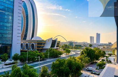 Apartment - 1 Bedroom - 2 Bathrooms for rent in Marina Tower 23 - Marina District - Lusail Apartment - 1 Bedroom - 2 Bathrooms for rent in Marina Tower 23 - Marina District - Lusail