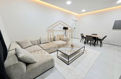 Apartment - 2 Bedrooms - 2 Bathrooms for rent in Street 871 - Al Duhail South - Al Duhail - Doha