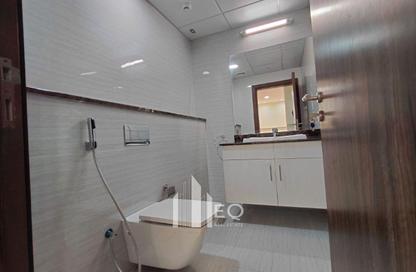 Apartment - 1 Bedroom - 2 Bathrooms for rent in East Porto Drive - Porto Arabia - The Pearl Island - Doha Apartment - 1 Bedroom - 2 Bathrooms for rent in East Porto Drive - Porto Arabia - The Pearl Island - Doha