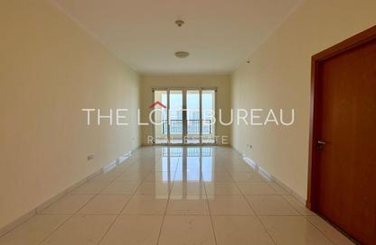 Apartment - 3 Bedrooms - 4 Bathrooms for rent in Viva East - Viva Bahriyah - The Pearl Island - Doha