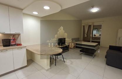 Apartment - Studio - 1 Bathroom for rent in Viva West - Viva Bahriyah - The Pearl Island - Doha