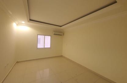 Apartment - 2 Bedrooms - 2 Bathrooms for rent in Al Sadd Road - Al Sadd - Doha Apartment - 2 Bedrooms - 2 Bathrooms for rent in Al Sadd Road - Al Sadd - Doha