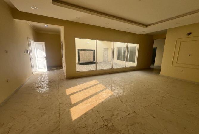 1030818 - Property Image 3