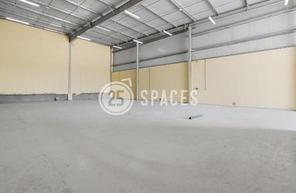 Warehouse - Studio - 1 for rent in East Industrial Street - Birkat Al Awamer - Al Wakra
