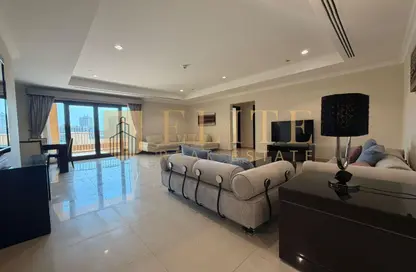 Apartment - 2 Bedrooms - 3 Bathrooms for rent in East Porto Drive - Porto Arabia - The Pearl Island - Doha
