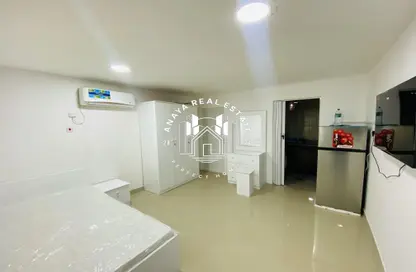 شقة - 1 حمام للايجار في المعمورة - المعمورة - الدوحة