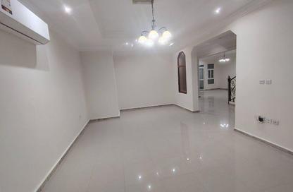 Villa - 4 Bedrooms - 4 Bathrooms for rent in Wadi Al Markh - Muraikh - AlMuraikh - Doha