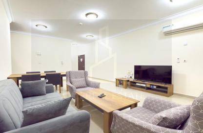 Apartment - 2 Bedrooms - 2 Bathrooms for rent in Old Airport Residential Apartments - Old Airport Road - Doha