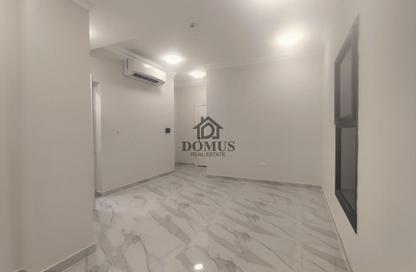 Apartment - 2 Bedrooms - 3 Bathrooms for rent in Anas Street - Fereej Bin Mahmoud North - Fereej Bin Mahmoud - Doha