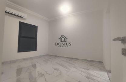 Apartment - 2 Bedrooms - 3 Bathrooms for rent in Anas Street - Fereej Bin Mahmoud North - Fereej Bin Mahmoud - Doha