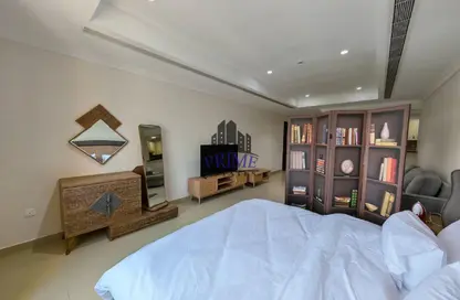 Apartment - 1 Bathroom for rent in Tower 13 - Porto Arabia - The Pearl Island - Doha