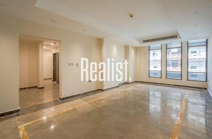 Apartment - 3 Bedrooms - 4 Bathrooms for rent in Giardino Gardens - Giardino Villas - The Pearl Island - Doha Apartment - 3 Bedrooms - 4 Bathrooms for rent in Giardino Gardens - Giardino Villas - The Pearl Island - Doha