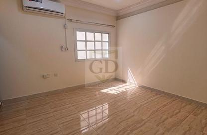 Apartment - Studio - 1 Bathroom for rent in New Salata - Salata - Doha