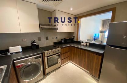Apartment - 2 Bedrooms - 4 Bathrooms for rent in West Walk - Al Waab - Doha