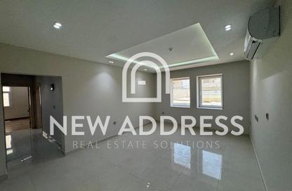 Apartment - 2 Bedrooms - 3 Bathrooms for rent in Madinat Khalifa South - Madinat Khalifa - Doha