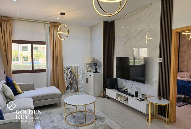 52180457 - Property Image 2