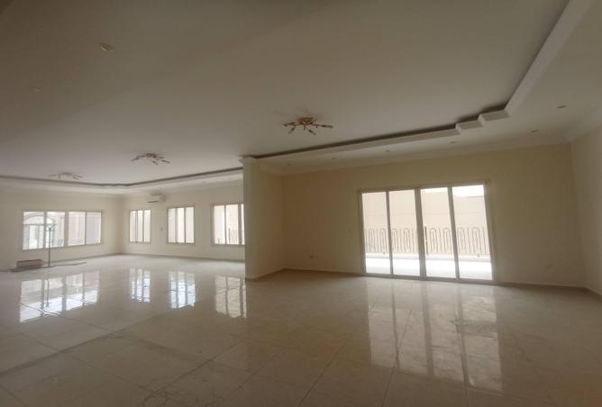 56824238 - Property Image 2